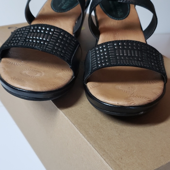 Montana sandles - Picture 3 of 7